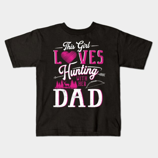 THIS GIRL LOVES HUNTING Kids T-Shirt by Jandjprints